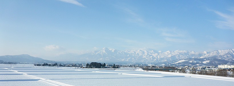 2017-01-20 08.27.36 P1010498 Simon - field view from train_cr.jpg: 4608x1708, 2964k (2017 Jan 29 10:22)