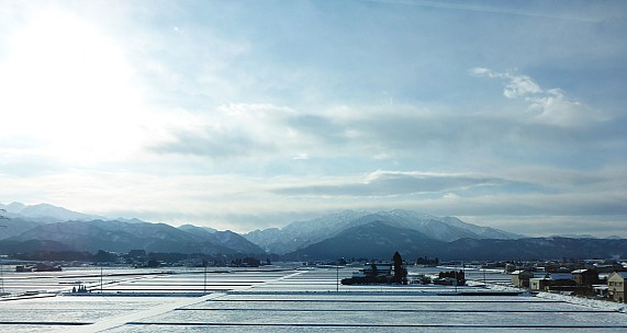 2017-01-20 08.54.27 P1010506 Simon - field view from train_cr.jpg: 4253x2265, 7646k (2017 Aug 04 22:20)