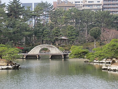 2017-01-22 11.19.30 IMG_9221 Anne - Takueichi Pond.jpeg: 4608x3456, 7908k (2017 Jan 26 18:37)