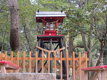 Inari-jinja shrine
Photographer;&nbsp;Anne
2017-01-22&nbsp;11.24.34;&nbsp;Metadata time: '2017 Jan 22 11:24'
Original size:&nbsp;4,608 x 3,456; 8,175 kB
Filename: 2017-01-22 11.24.34 IMG_9229 Anne - Inari-jinja shrine.jpeg