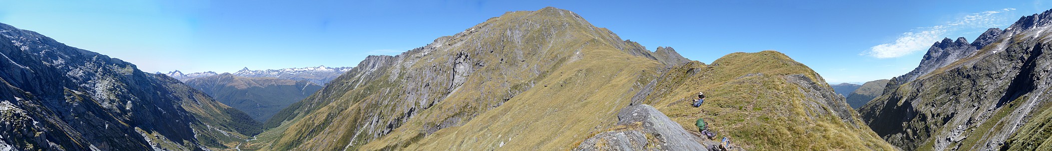 2019-01-15 11.44.33 Panorama Jim - from McCullaugh saddle_stitch.jpg: 22378x3230, 68845k (2019 May 10 21:46)