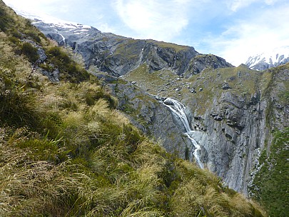 2019-01-16 15.25.50 P1020509 Simon - view of Murdock Creek and our destination.jpeg: 4608x3456, 5927k (2019 Jun 20 21:11)