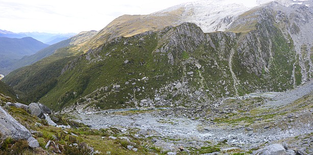 2019-01-17 11.27.09 Panorama Simon - looking back to Murdock Creek_stitch.jpg: 6637x3294, 23026k (2019 Jun 20 21:11)