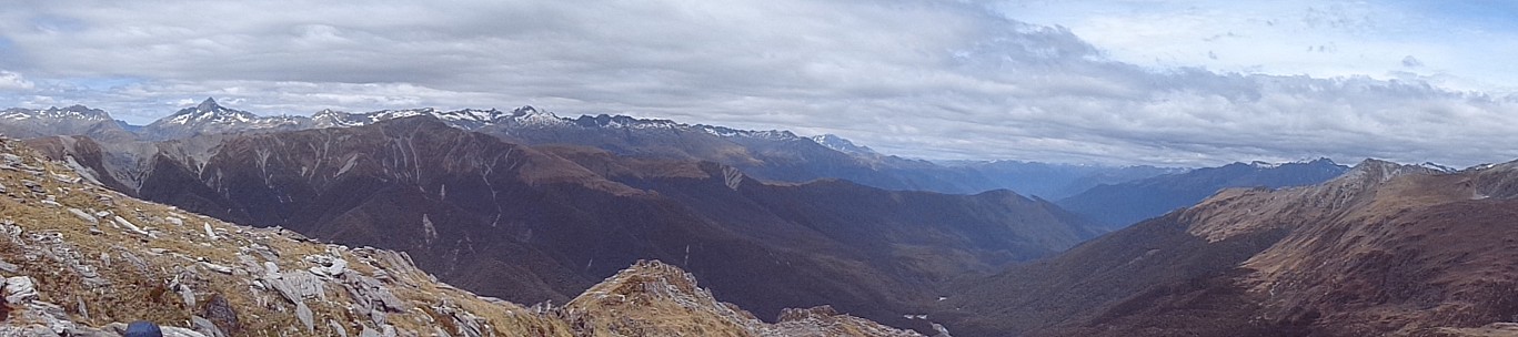 2019-01-17 13.16.49 DSC02551 Alan - Clarke and Solution Range panorama.jpeg: 4858x1080, 1682k (2019 Jun 20 20:42)