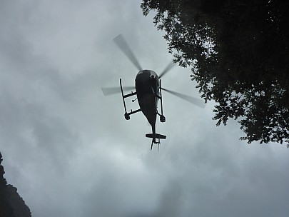 2019-01-21 12.14.00 P1020687 Simon - Helicopter overhead.jpeg: 4608x3456, 4925k (2019 Jun 20 21:11)