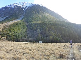 Growler Hut to Erics Biv