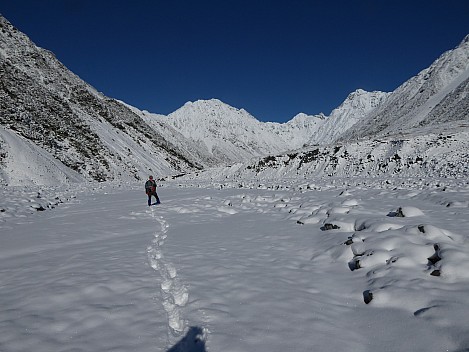 Simon well up the Forbes
Photographer;&nbsp;Brian
2020-09-02&nbsp;09.25.58;&nbsp;Metadata time: '2020 Sept 02 09:25'
Original size:&nbsp;4,000 x 3,000; 4,926 kB
Filename: 2020-09-02 09.25.58 P1020303 Brian - Simon well up the Forbes.jpeg