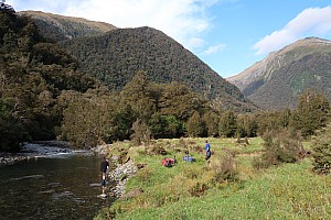 Moeraki River to Middle Head hut
