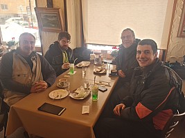 Ski Giant, Hasuike, Sun Valley, Maruike, Hoppo Bunadaira, Nishidateyama
Lunch at Green Cafe
Photographer;&nbsp;Simon
2024-03-07&nbsp;12.59.57;&nbsp;Metadata time: '2024 Mar 07 12:59'
Original size:&nbsp;9,248 x 6,936; 11,408 kB
Filename: 2024-03-07 12.59.57 S20+ Simon - lunch at Green Cafe.jpeg