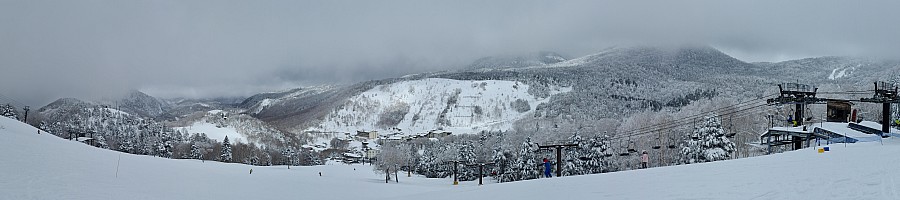 One line day summary
View of Kumanoyu from halfway station on Second Pair lift 
Photographer;&nbsp;Adrian
2024-03-10&nbsp;11.38.01;&nbsp;Metadata time: '2024 Mar 10 11:38'
Original size:&nbsp;16,305 x 3,623; 6,173 kB;&nbsp;stitch
Filename: 2024-03-10 11.38.01 S20+ Adrian - view of Kumanoyu from halfway station on Second Pair lift _stitch.jpg