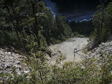 View down slip into the South Huxley
Photographer;&nbsp;Philip
2024-10-01&nbsp;09.24.08;&nbsp;Metadata time: '2024 Oct 01 09:24'
Original size:&nbsp;4,320 x 3,240; 6,153 kB
Filename: 2024-10-01 09.24.08 P1070605 Philip - view down slip into the South Huxley.jpeg