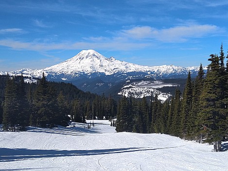 View down This Way to Mt Ranier
Photographer;&nbsp;Nick
2025-02-28&nbsp;13.17.57;&nbsp;Metadata time: '2025 Feb 28 13:17'
Original size:&nbsp;4,608 x 3,456; 6,704 kB
Filename: 2025-02-28 13.17.57 Nick - view down This Way to Mt Ranier.jpeg