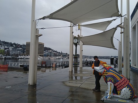 Nick with a Pig on Parade outside MOHAI
Photographer;&nbsp;Nick
2025-03-04&nbsp;11.32.47;&nbsp;Metadata time: '2025 Mar 04 11:32'
Original size:&nbsp;4,608 x 3,456; 6,592 kB
Filename: 2025-03-04 11.32.47 Nick - Nick with a Pig on Parade outside MOHAI.jpeg