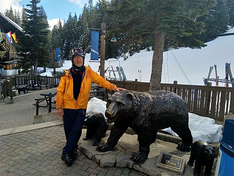 Nick and his bear
Photographer;&nbsp;Nick
2025-03-06&nbsp;13.54.45;&nbsp;Metadata time: '2025 Mar 06 13:54'
Original size:&nbsp;4,608 x 3,456; 4,884 kB
Filename: 2025-03-06 13.54.45 Nick - Nick and his bear.jpeg