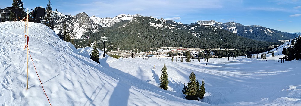 Top of Pacific Crest Chair
Photo: Simon
2025-03-07 15.36.50; '2025 Mar 07 15:36'
Original size: 22,627 x 7,973; 18,916 kB; stitch
2025-03-07 15.36.50 S20+ Simon - top of Pacific Crest Chair_stitch.jpg