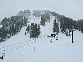 7th Heaven lift
Photographer;&nbsp;Simon
2025-03-08&nbsp;09.42.57;&nbsp;Metadata time: '2025 Mar 08 09:42'
Original size:&nbsp;9,248 x 6,936; 11,971 kB
Filename: 2025-03-08 09.42.57 S20+ Simon - 7th Heaven lift.jpeg