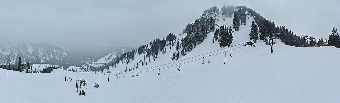 7th Heaven and Skyline Express
Photo: Simon
2025-03-08 09.42.06; '2025 Mar 08 09:42'
Original size: 30,538 x 9,282; 17,649 kB; stitch
2025-03-08 09.42.06 S20+ Simon - 7th Heaven and Skyline Express_stitch.jpg