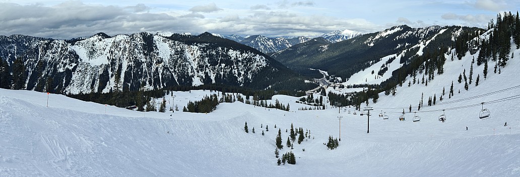 View down Skyline Express
Photo: Simon
2025-03-08 14.38.01; '2025 Mar 08 14:38'
Original size: 17,528 x 5,976; 14,952 kB; stitch
2025-03-08 14.38.01 S20+ Simon - view down Skyline Express_stitch.jpg