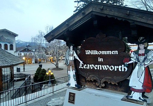 Willkommen in Leavenworth
Photographer;&nbsp;Nick
2025-03-09&nbsp;18.51.07;&nbsp;Metadata time: '2025 Mar 09 18:51'
Original size:&nbsp;4,529 x 3,166; 3,959 kB;&nbsp;cr
Filename: 2025-03-09 18.51.07 IMG Nick - Willkommen in Leavenworth_cr.jpg