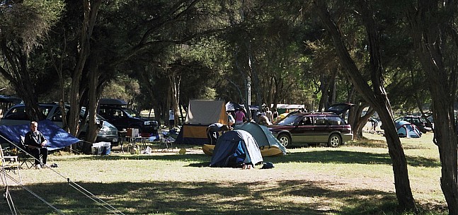 2006-03-12-Morison Bush Campsite

Original size: 1,536 x 722; 242 kB
2006-03-12-Morison Bush Campsite.jpeg