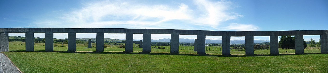 Stonehenge Aotearoa - P 1
Photo: Simon
2012-12-01 15.39.31; '2012 Dec 01 15:39'
Original size: 11,981 x 2,677; 3,558 kB; stitch
2012-12-01 15.39.31 P1040366 Simon - Stonehenge Aotearoa - P1_stitch.jpeg