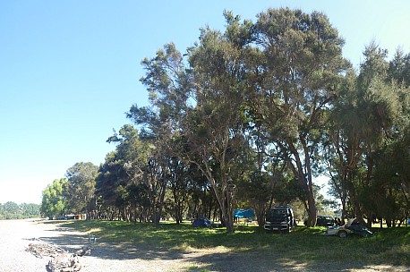 15-07-25 P 1000474 Morison Bush stitch 
2014-03-01; '2014 Mar 01 15:07'
Original size: 6,164 x 4,091; 3,530 kB; stitch
2014-03-01 15-07-25 P1000474 Morison Bush_stitch Simon - .jpeg