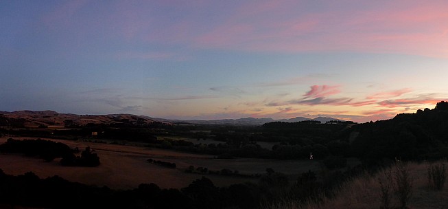 Sunset over the Aorangi Range
Photo: Simon
2016-03-05 20.07.28; '2016 Mar 05 20:07'
Original size: 6,191 x 2,880; 843 kB; stitch
2016-03-05 20.07.28 P1000874 Simon - Sunset over the Aorangi Range_stitch.jpg