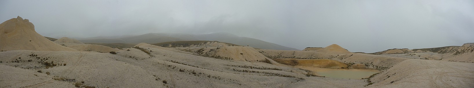 2014-12-31 11.26.00 Panorama Simon - Mt Buster workings_stitch.jpg: 12931x2403, 5154k (2015 Jan 17 08:50)