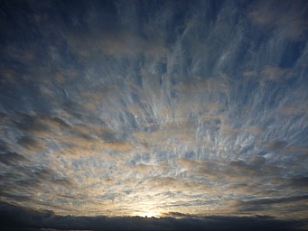 Sunset
Photo: Simon
2012-12-27 20.16.44; '2012 Dec 27 20:16'
Original size: 4,000 x 3,000; 4,402 kB
2012-12-27 20.16.44 P1040430 Simon - sunset.jpeg