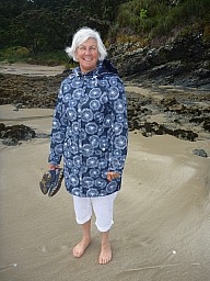 Anne
Photo:&nbsp;Simon
2012-12-30&nbsp;17.05.15;&nbsp;'2012 Dec 30 17:05'
Original size:&nbsp;3,000 x 4,000; 5,567 kB
2012-12-30 17.05.15 P1040526 Simon - Anne.jpeg