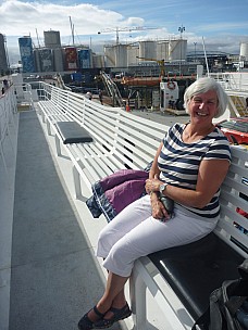 2012-12-27 18.02.00 P1040426 Simon - Anne on GBI Sealink ferry.jpeg: 3000x4000, 4030k (2012 Dec 27 18:02)