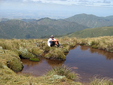 2013-01-26 13.02.11 IMG_2808 Brian - at tarn on ridge.jpeg: 3072x2304, 1151k (2020 Apr 07 06:49)