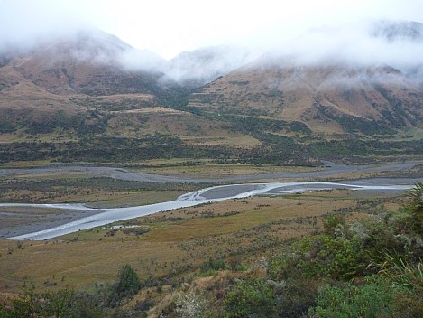 Hope River from track
Photo: Simon
2013-04-20 17.52.37; '2013 Apr 20 17:52'
Original size: 4,000 x 3,000; 4,531 kB