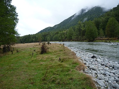 Looking down the Waiheke
Photo:&nbsp;Philip
2013-04-23&nbsp;12.00.05;&nbsp;'2013 Apr 23 12:00'
Original size:&nbsp;4,320 x 3,240; 5,666 kB
2013-04-23 12.00.05 P1020089 Philip - looking down the Waiheke.jpeg