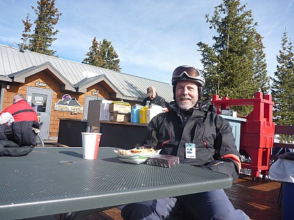 Lunch at Lunch Rock
Photographer;&nbsp;Simon
2014-01-22&nbsp;12.43.34;&nbsp;Metadata time: '2014 Jan 22 12:43'
Original size:&nbsp;4,000 x 3,000; 6,386 kB
Filename: 2014-01-22 12.43.34 P1000102 Simon - Lunch at Lunch Rock.jpeg