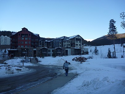 2014-01-23 16.26.02 P1000133 Simon - Walking back to car.jpeg: 4000x3000, 5251k (2014 Jan 24 12:26)