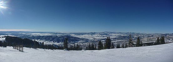 2014-01-25 15.11.00 Panorama Simon - Storm Peak View_stitch.jpg: 7599x2747, 1730k (2014 Feb 18 20:22)