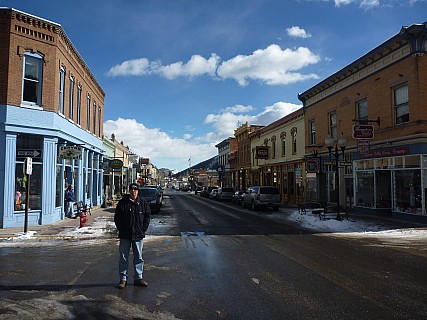Main Street Idaho Springs
Photographer;&nbsp;Simon
2014-02-07&nbsp;11.51.52;&nbsp;Metadata time: '2014 Feb 07 11:51'
Original size:&nbsp;4,000 x 3,000; 5,725 kB
Filename: 2014-02-07 11.51.52 P1000416 Simon - Main Street Idaho Springs.jpeg