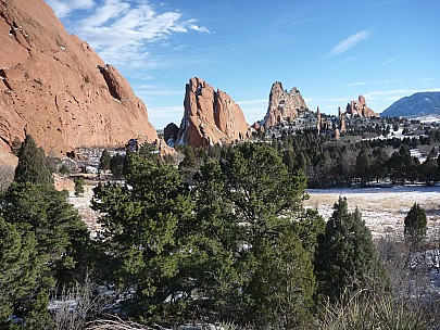 2014-02-08 15.28.03 P1000450 Simon - Garden of the Gods.jpeg: 4000x3000, 7019k (2014 Feb 09 11:28)