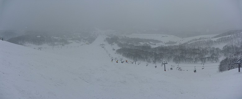 Back at top of Champion Quad
Photographer;&nbsp;Simon
2015-02-15&nbsp;12.18.00;&nbsp;Metadata time: '2015 Feb 15 12:18'
Original size:&nbsp;7,281 x 2,992; 2,380 kB;&nbsp;stitch
Filename: 2015-02-15 12.18.00 Panorama Simon - Back at top of Champion Quad_stitch.jpg
