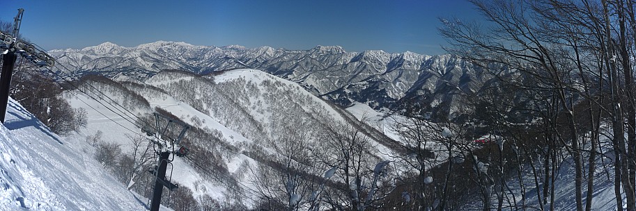 2015-02-16 13.20.00 Panorama Simon - from near top Cortina #4 pair lift_stitch.jpg: 8519x2837, 6117k (2015 Jun 14 16:50)