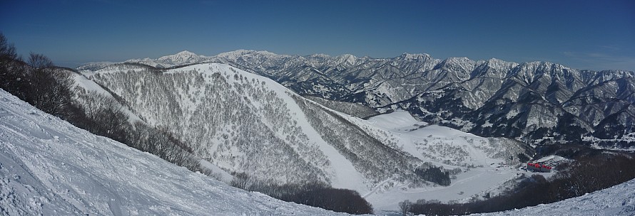 2015-02-16 13.28.00 Panorama Simon - Mt Hieda Course 2_stitch.jpg: 8327x2843, 4617k (2015 Jun 14 16:51)