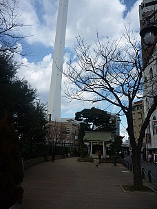 2015-02-20 13.31.10 P1010793 Simon - shrine and chimney.jpeg: 3000x4000, 5112k (2015 Aug 13 20:34)