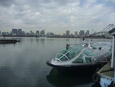 2015-02-07 12.13.20 P1010267 Simon - cruise boat at Odaiba pier.jpeg: 4000x3000, 4561k (2015 Feb 07 16:13)