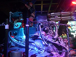 Robot Bar robot float
Photographer;&nbsp;Simon
2015-02-07&nbsp;18.45.20;&nbsp;Metadata time: '2015 Feb 07 18:45'
Original size:&nbsp;4,000 x 3,000; 5,465 kB
Filename: 2015-02-07 18.45.20 P1010310 Simon - Robot Bar robot float.jpeg