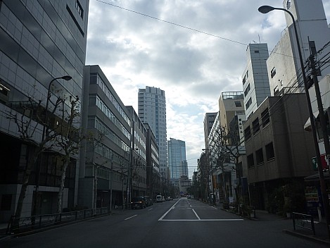 Gaien Higashi Dori street near hotel
Photographer;&nbsp;Simon
2015-02-07&nbsp;09.03.10;&nbsp;Metadata time: '2015 Feb 07 09:03'
Original size:&nbsp;4,000 x 3,000; 4,805 kB
Filename: 2015-02-07 09.03.10 P1010222 Simon - Gaien Higashi Dori street near hotel.jpeg