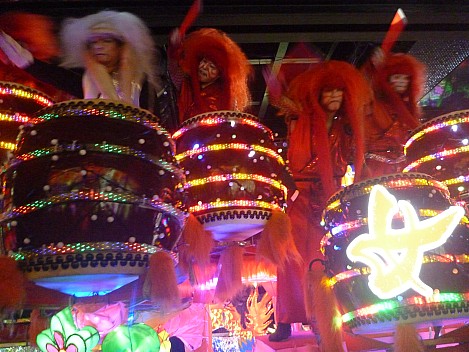 Robot Bar drummers
Photographer;&nbsp;Simon
2015-02-07&nbsp;18.04.23;&nbsp;Metadata time: '2015 Feb 07 18:04'
Original size:&nbsp;4,000 x 3,000; 5,095 kB
Filename: 2015-02-07 18.04.23 P1010297 Simon - Robot Bar drummers.jpeg