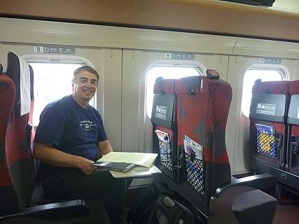 Jim on Nagano Shinkansen
Photographer;&nbsp;Simon
2015-02-08&nbsp;10.39.26;&nbsp;Metadata time: '2015 Feb 08 10:39'
Original size:&nbsp;4,000 x 3,000; 4,539 kB
Filename: 2015-02-08 10.39.26 P1010328 Simon - Jim on Nagano Shinkansen.jpeg