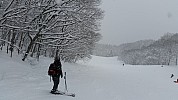 2015-02-10 10.40.48 Jim - Iwatake - snowing on run down from Paradise Triple.jpeg: 5312x2988, 5732k (2015 Feb 21 21:29)