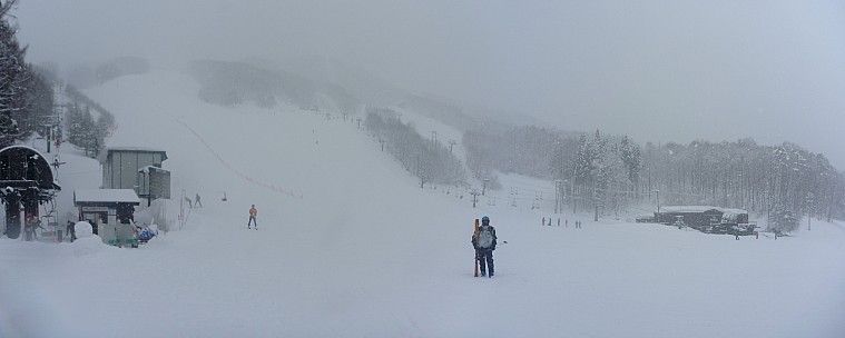 2015-02-10 10.25.40 Panorama Simon - Paradise lift_stitch.jpg: 6778x2713, 1992k (2015 Mar 04 22:21)